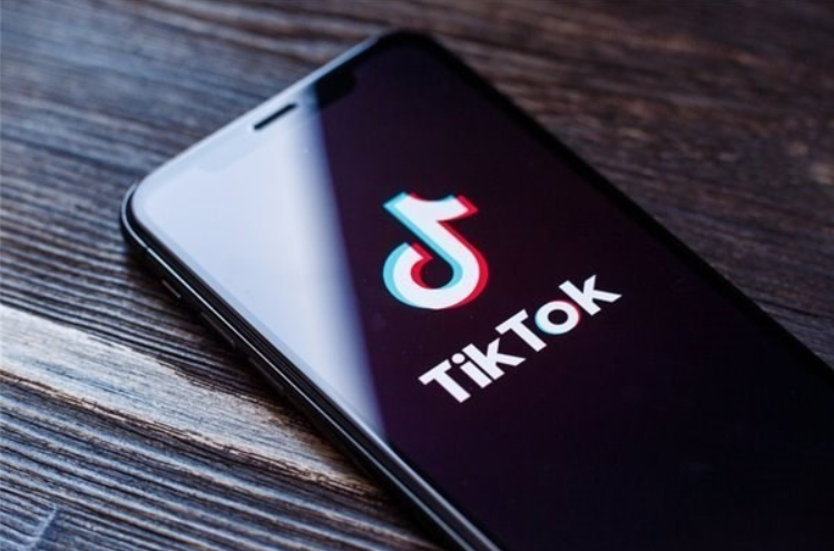 为应对 TikTok 挑战，Meta 调整动态消息展示方式